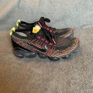 Woman’s Nike Air VaporMax Flyknit 3